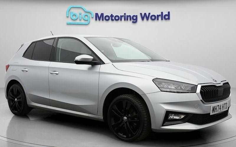 Silver Used 2025 Skoda Fabia SE Hatchback | £15,000 (Good price) - Image 1/4