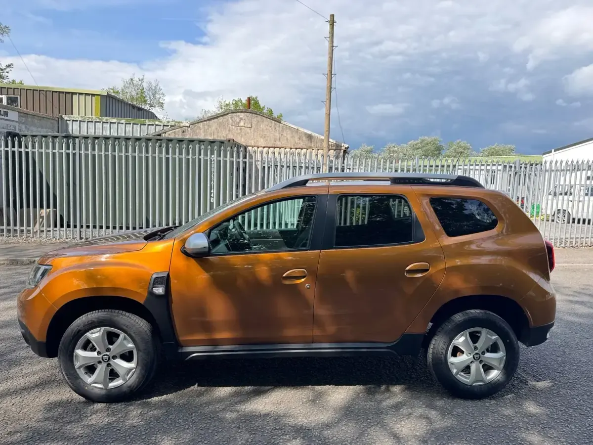 Second-hand Dacia Duster Comfort 2020 Portocaliu SUV
