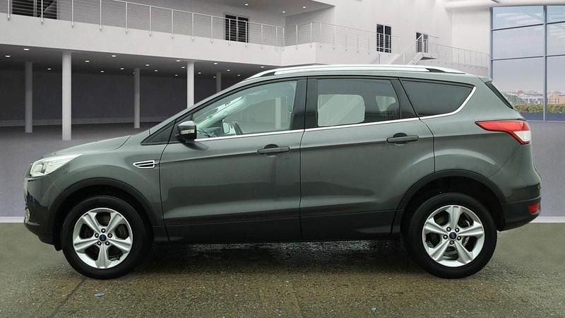 Used Ford Kuga Zetec 150 HP (110 kW) 2016 Magnetic grey SUV