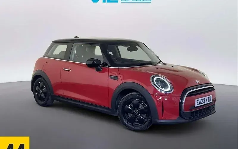 Used Mini Cooper Classic 136 HP (100 kW) 2022 Hatchback