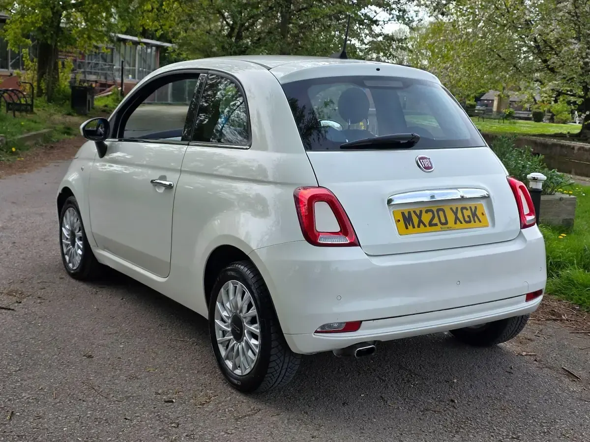 Used Fiat 500 Lounge 69 HP (50 kW) 2020 White Hatchback