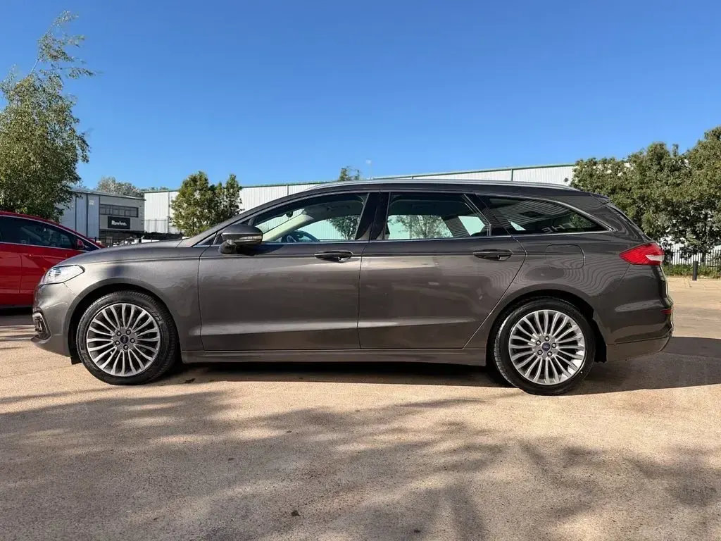 Used Ford Mondeo Titanium 150 HP (110 kW) 2020 Grey Estate
