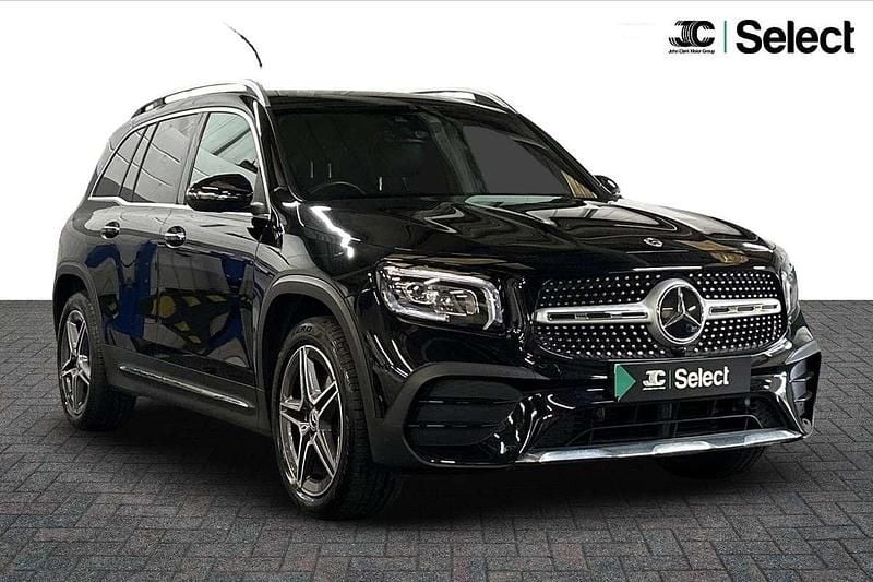 Black Used 2022 Mercedes GLB200 AMG Line Premium SUV | £28,000 (Fair price) - Image 1/4