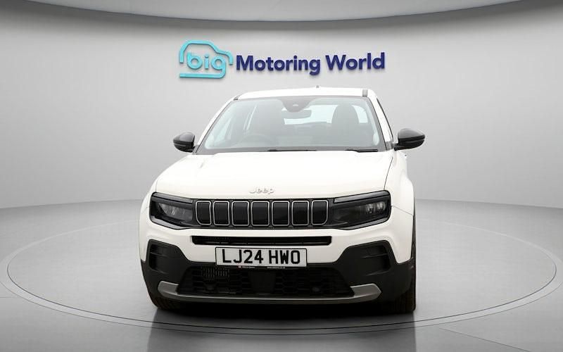 Used Jeep Avenger Altitude 101 HP (74 kW) 2024 White SUV