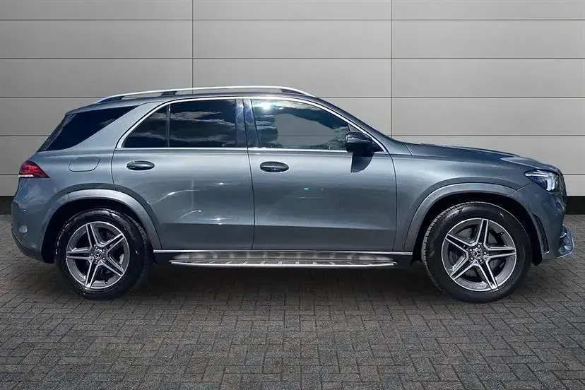 Used Mercedes GLE350 AMG line 272 HP (200 kW) 2020 Selenite grey Estate