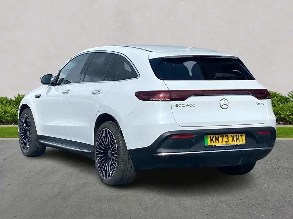 Used Mercedes EQC400 AMG Line Premium 300 kW (408 HP) 2023 White SUV
