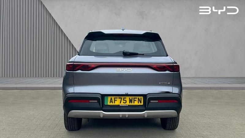 Usado BYD Atto 2 Boost 130 kW (177 HP) 2025 Cinzento SUV