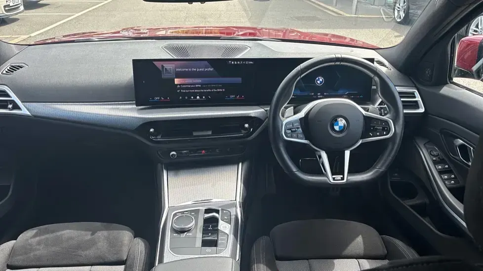 Used BMW 320 M Sport 181 HP (133 kW) 2025 Red Estate