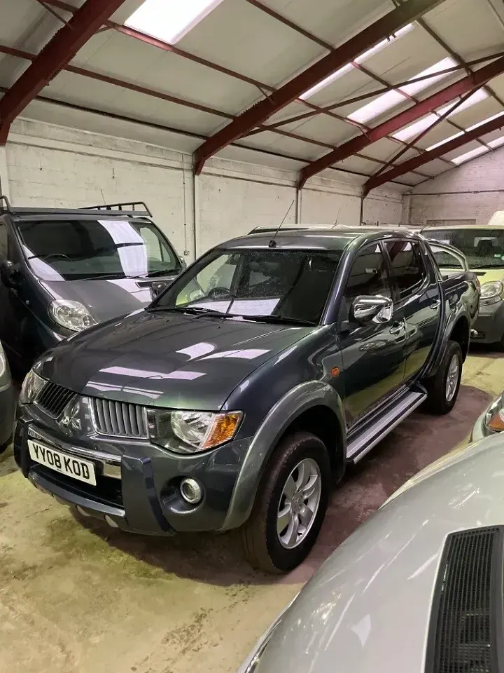 Used Mitsubishi L200 Warrior 134 HP (98 kW) 2008 Grey Pickup