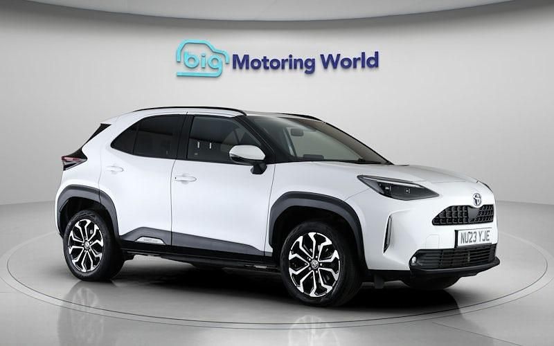 Used Toyota Yaris Hybrid Design 116 HP (85 kW) 2026 Estate