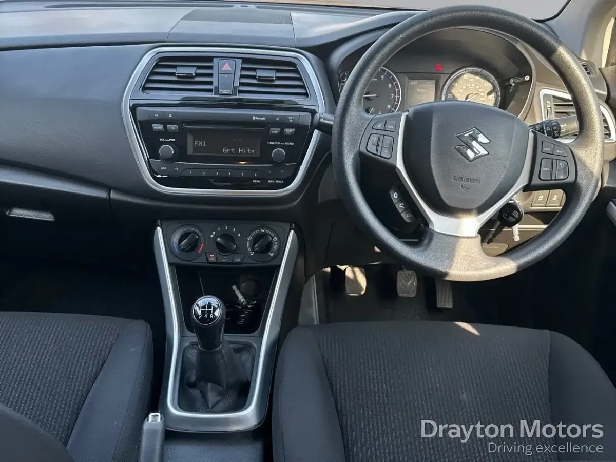 Used Suzuki SX4 S-Cross SZ4 111 HP (81 kW) 2018 White SUV