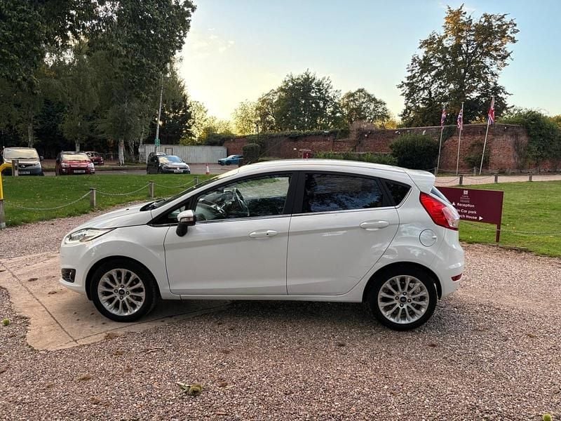 Used Ford Fiesta Titanium X 2013 White Hatchback