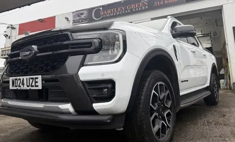 Used Ford Ranger Wildtrack 240 HP (176 kW) 2024 White Pickup
