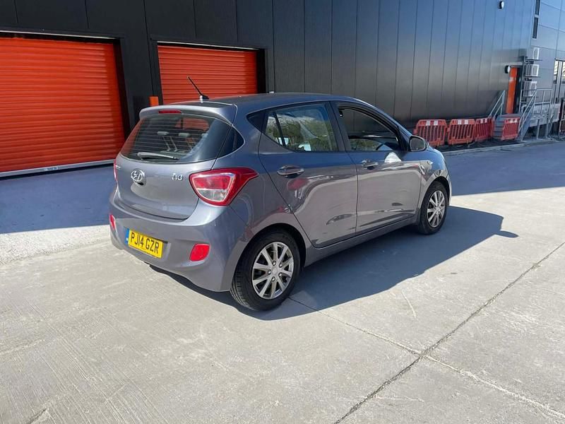 Used Hyundai i10 SE 67 HP (49 kW) 2014 Grey Hatchback