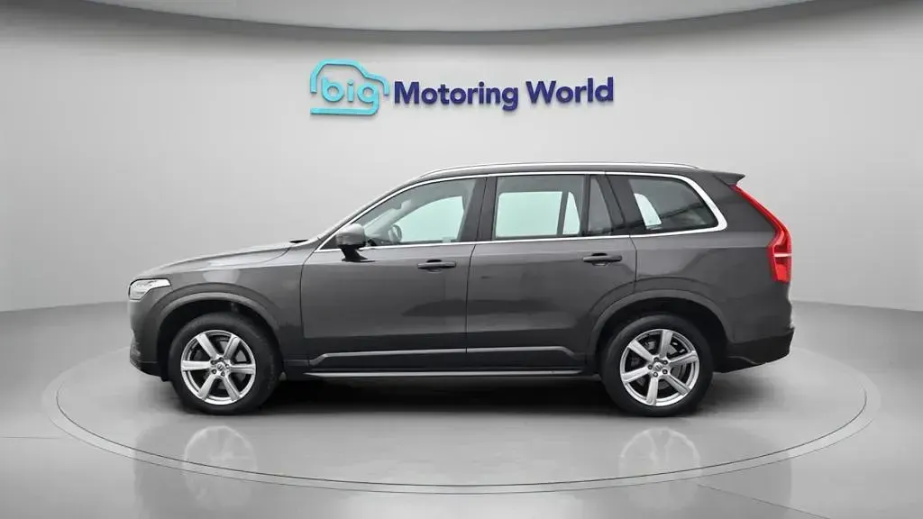 Used Volvo XC90 Core 250 HP (183 kW) 2022 Grey SUV