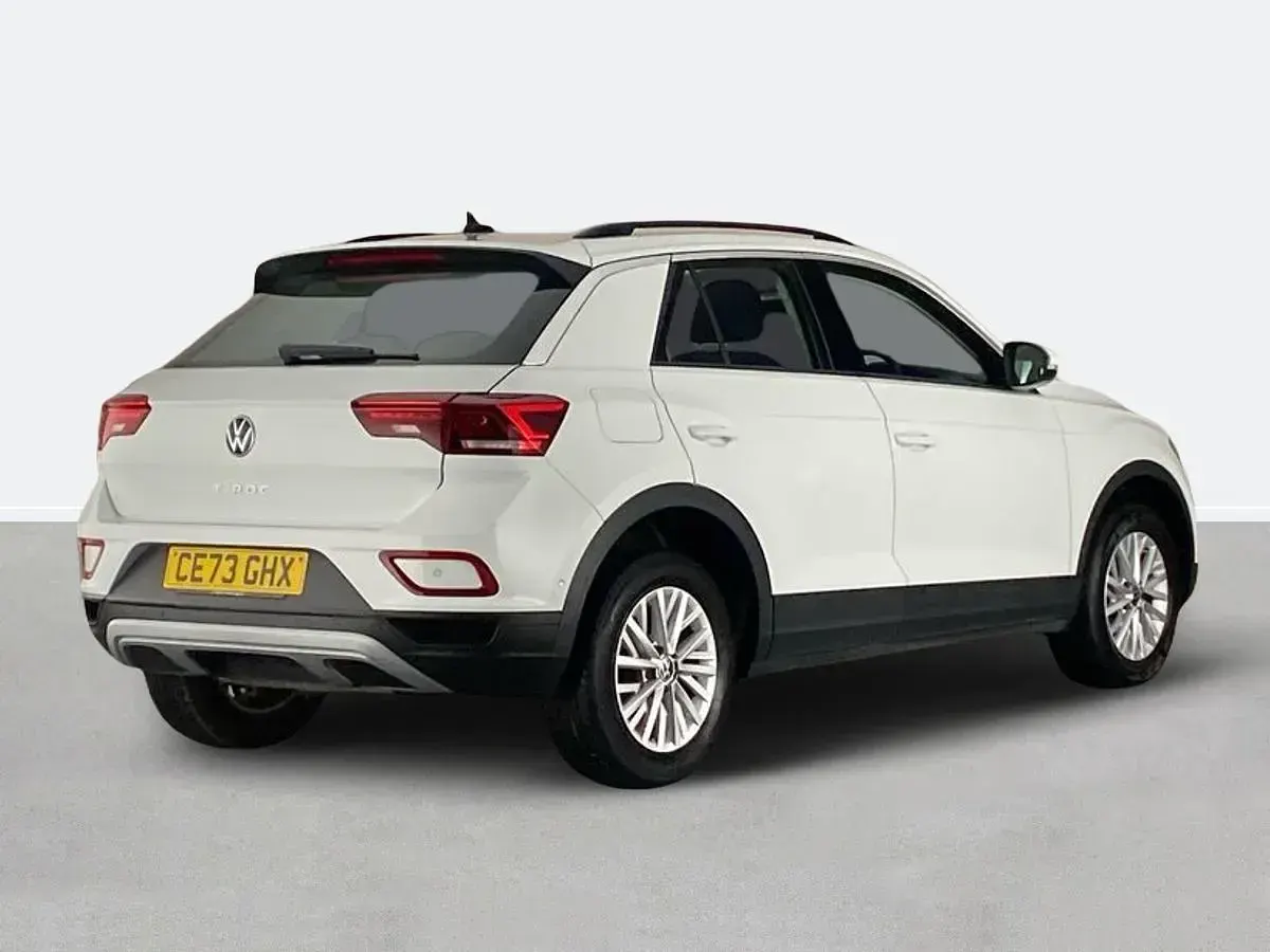 Used VW T-Roc Life 150 HP (110 kW) 2023 White SUV