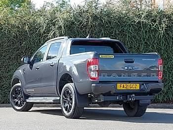 Image 2/4