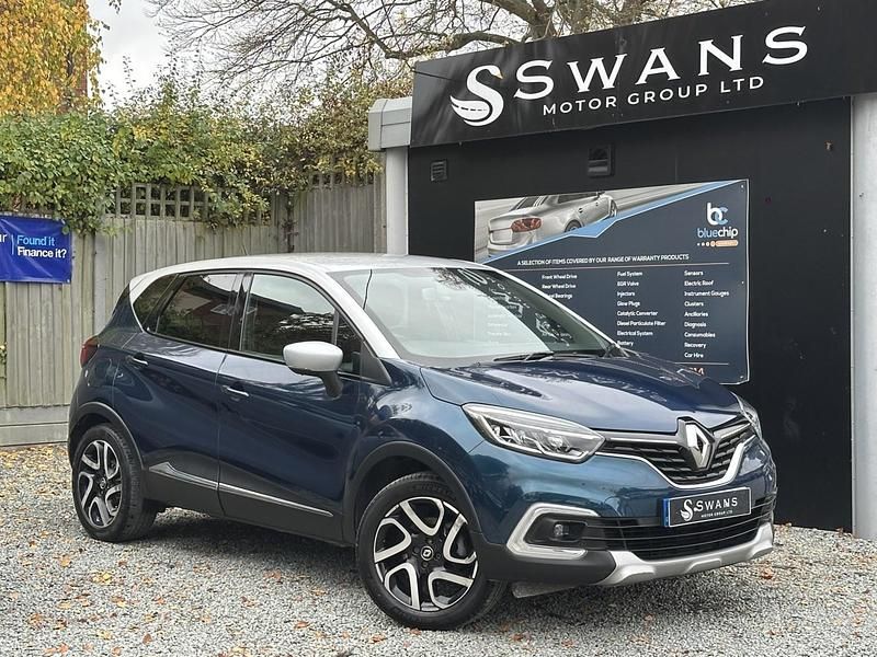 Used Renault Captur Dynamique 120 HP (88 kW) 2018 Blue SUV