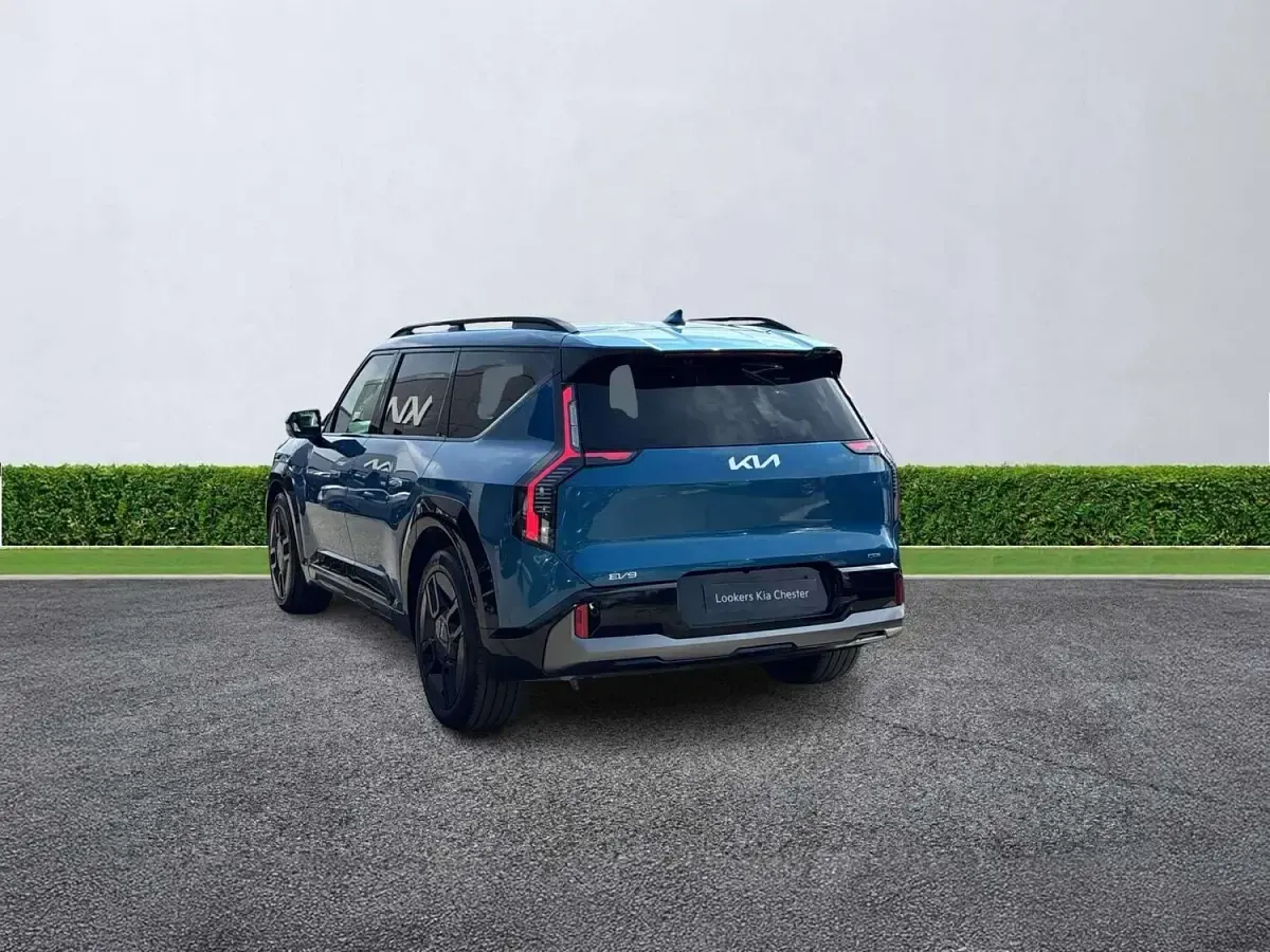 Used Kia EV9 GT-Line S 281 kW (383 HP) 2024 Blue SUV