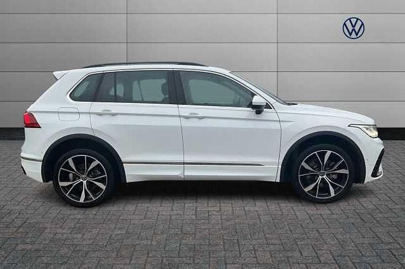 Used VW Tiguan R-line 245 HP (180 kW) 2023 White SUV