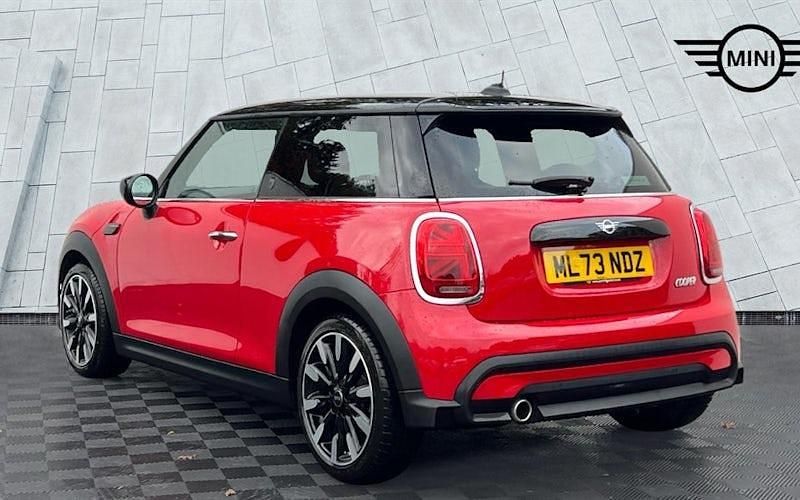 Used Mini Cooper Exclusive 136 HP (100 kW) 2022 Red Hatchback
