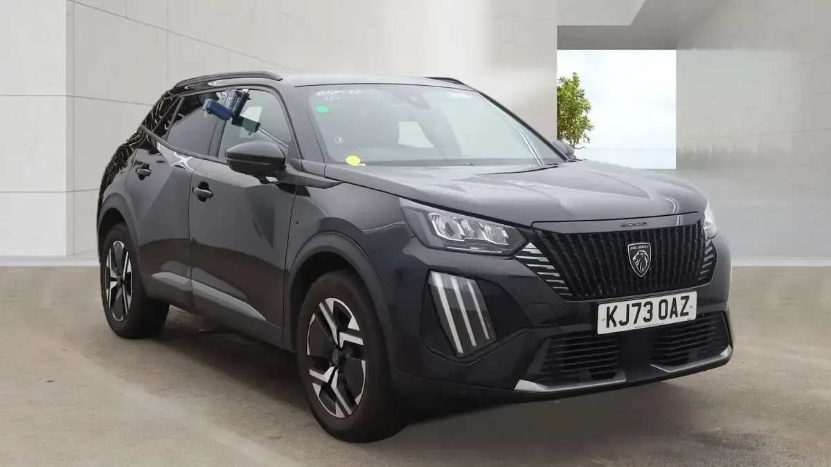 Used Peugeot 2008 Allure 131 HP (96 kW) 2024 SUV