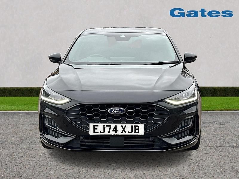 Used Ford Focus ST-Line 155 HP (114 kW) 2024 Black Hatchback