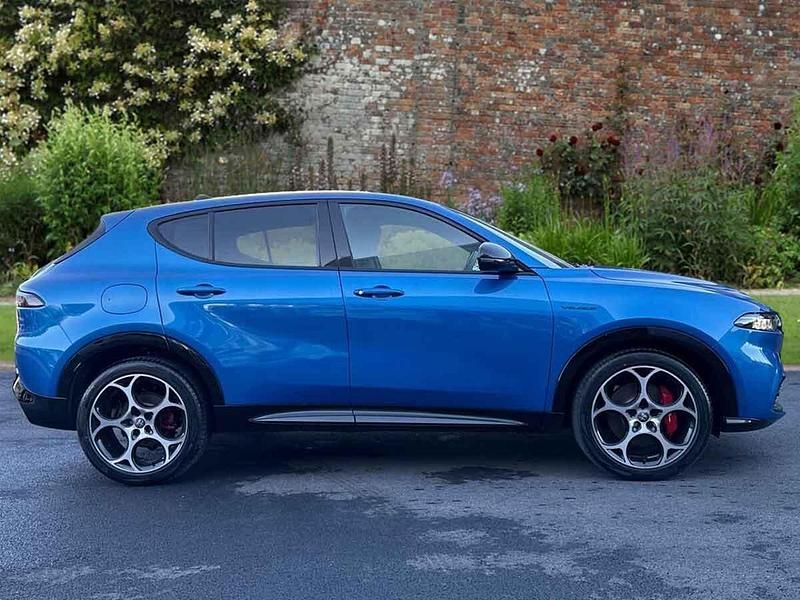 Used Alfa Romeo Tonale Sprint 158 HP (116 kW) 2025 Blue SUV
