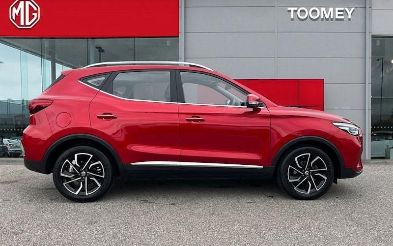Używany MG ZS Exclusive 106 KM (77 kW) 2024 SUV
