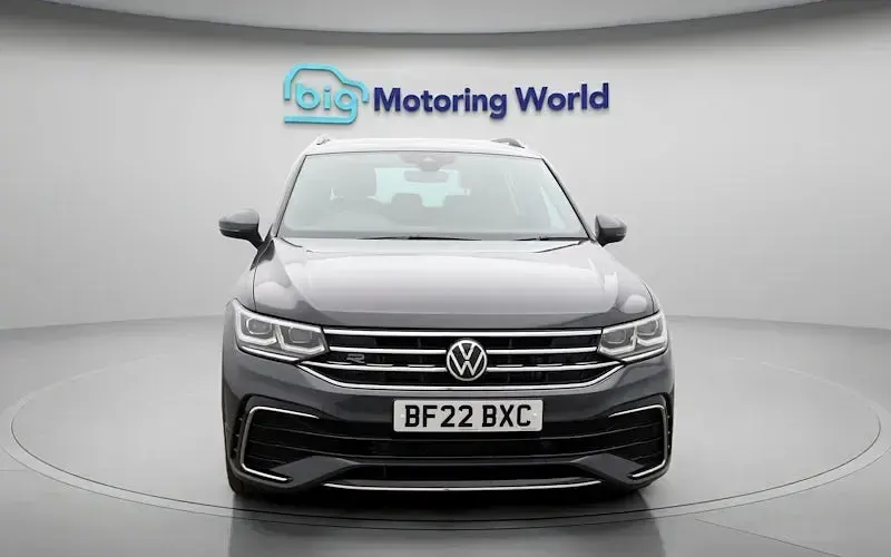 Second-hand VW Tiguan R-line 200 CP (147 kW) 2022 Gri SUV