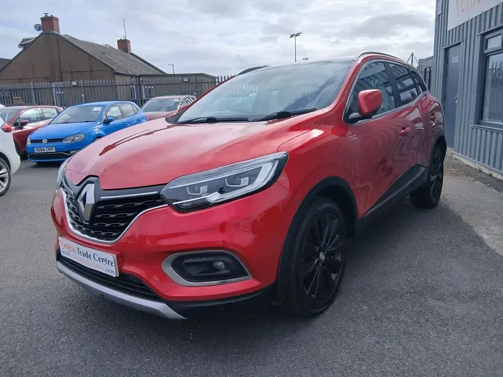 Used Renault Kadjar Version S 115 HP (84 kW) 2019 Red SUV