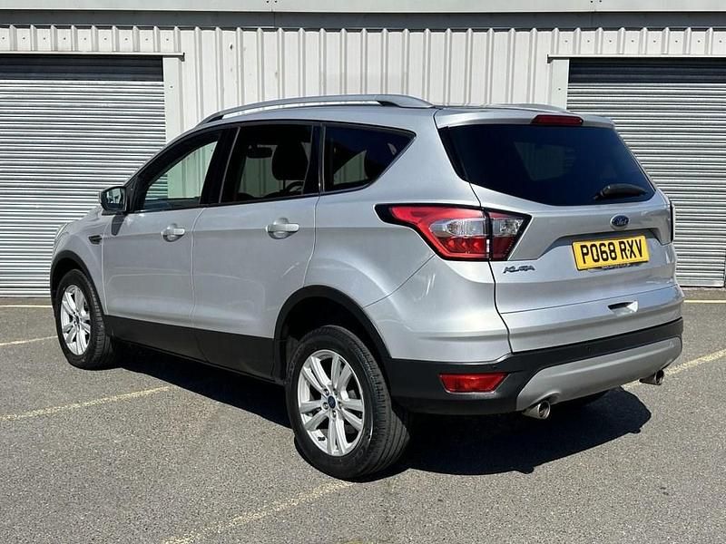 Used Ford Kuga Zetec 120 HP (88 kW) 2019 Silver SUV