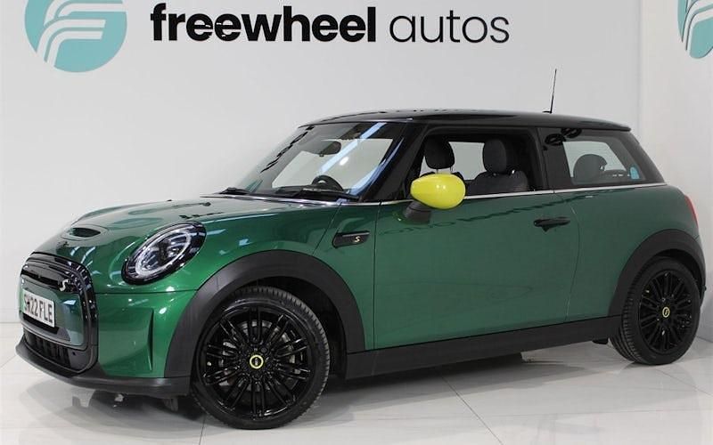Used Mini Cooper Level 2 135 kW (184 HP) 2023 Hatchback
