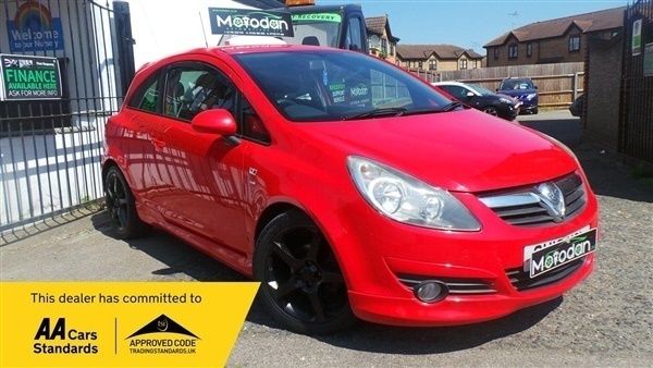 Red Used 2010 Vauxhall Corsa SRi Hatchback | £2,495 (Good price) - Image 1/1