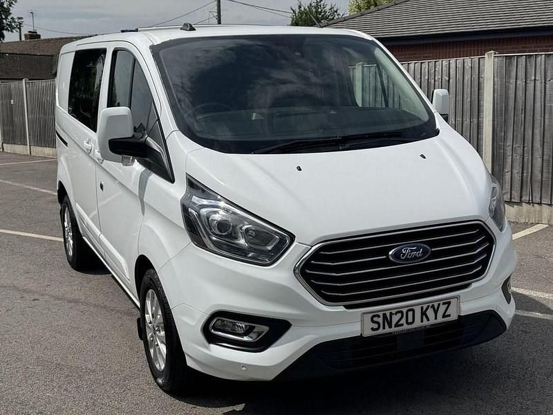 Used Ford Transit Custom Limited 130 HP (95 kW) 2020 White Van