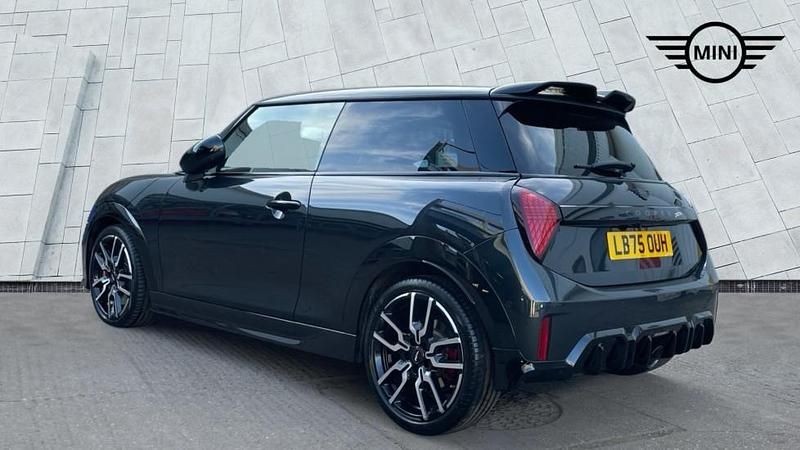Usado Mini John Cooper Works Hatch 228 CV (167 kW) 2025 Gris Utilitario