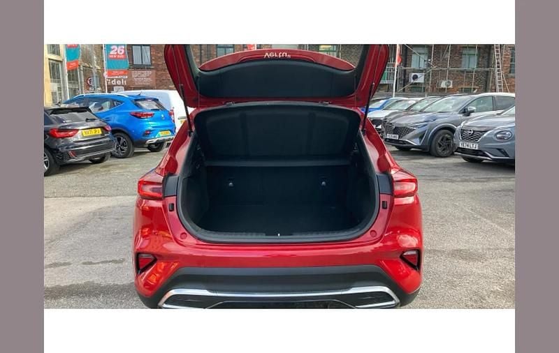 Used Kia XCeed 158 HP (116 kW) 2023 Red SUV