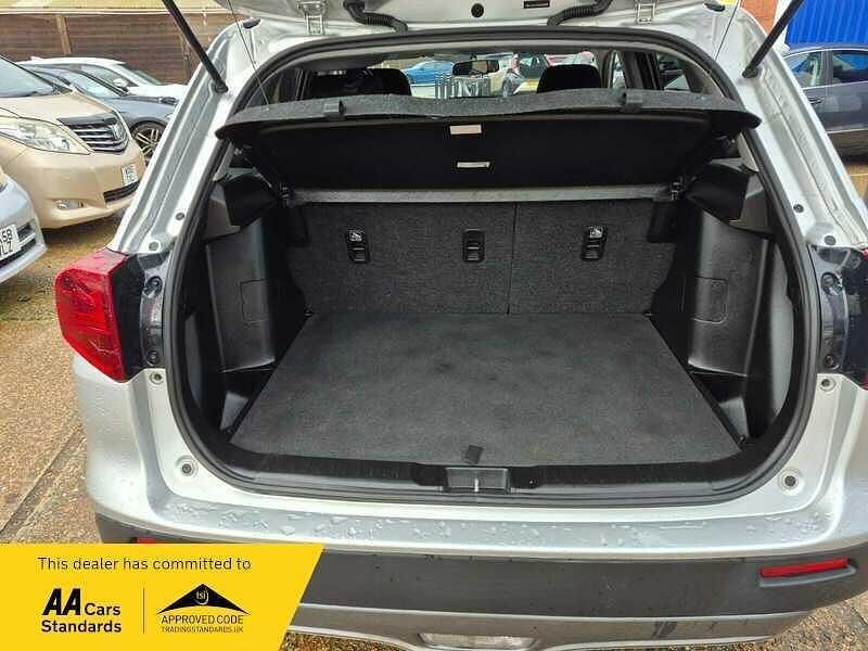 Used Suzuki Vitara SZ-T 111 HP (81 kW) 2018 Silver SUV