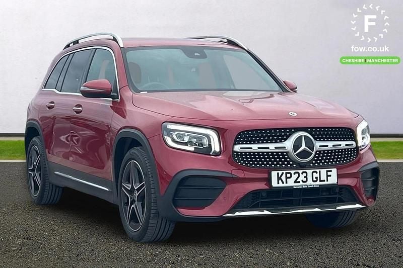 Usado Mercedes GLB200 AMG Line Premium 163 HP (119 kW) 2023 SUV