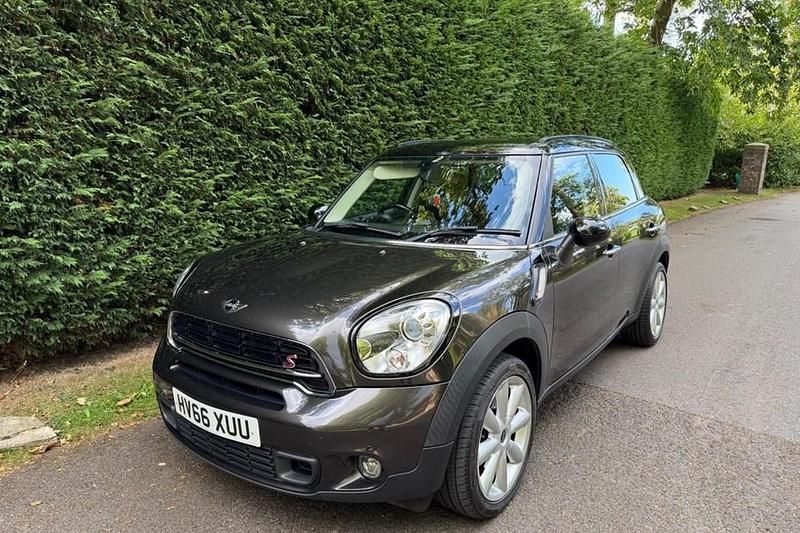 Used 2016 Mini Park Lane Countryman SUV | £6,700 - Image 1/1