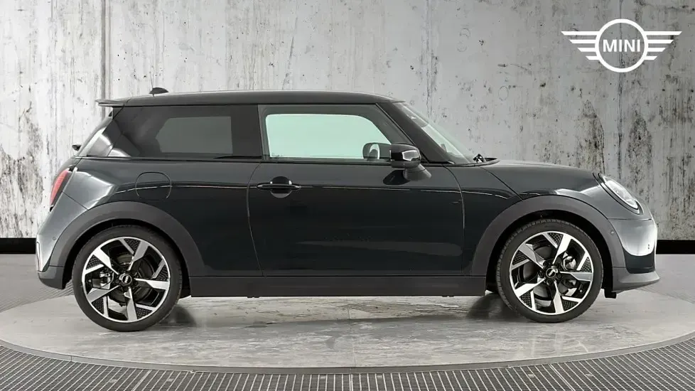 Used Mini Cooper S Hatch 201 HP (147 kW) 2025 Grey Hatchback