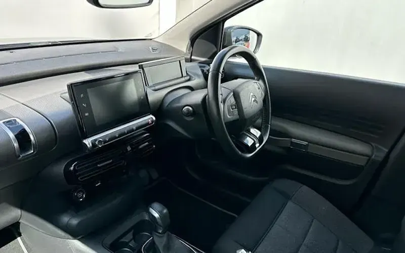 Used Citroën C4 Flair 131 HP (96 kW) 2020 Black SUV