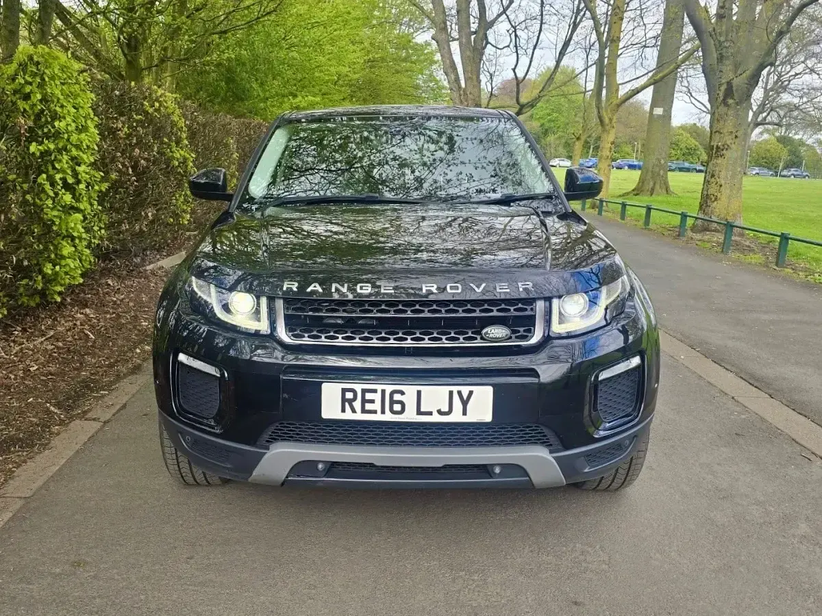Usado Land Rover Range Rover evoque SE 180 HP (132 kW) 2016 Preto Carrinha