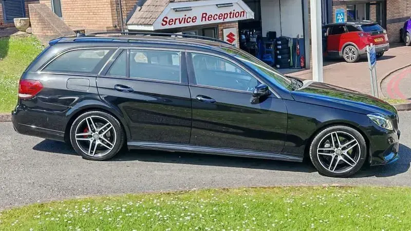 Usado Mercedes E350 Premium Plus 2015 Negro Familiar