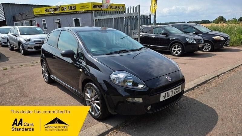Black Used 2013 Fiat Punto Hatchback | £2,245 (Fair price) - Image 1/3