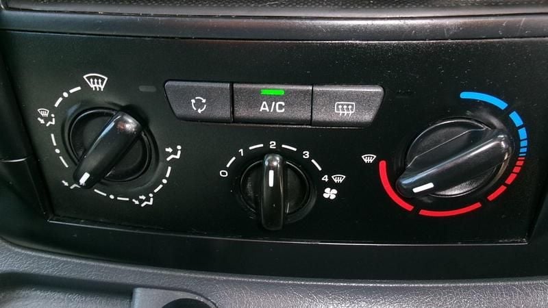 Used Citroën Dispatch 90 HP (66 kW) 2016 Silver MPV