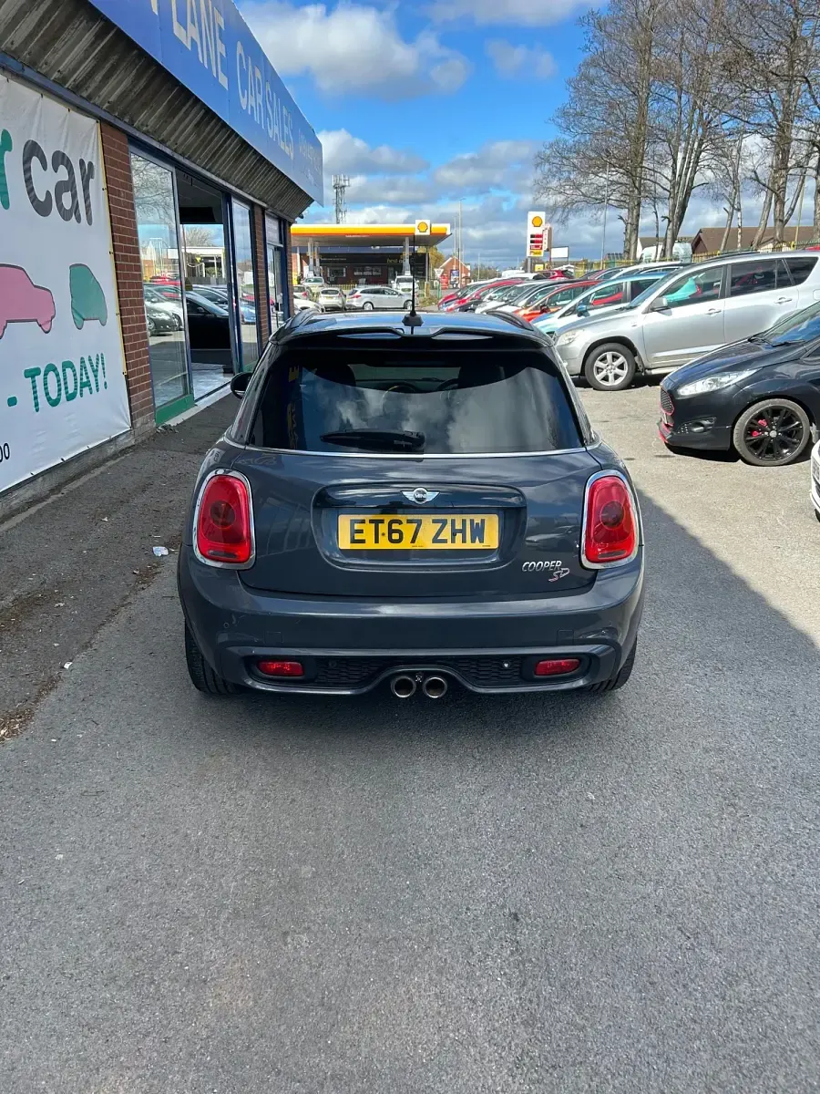 Używany Mini Cooper S Hatch 170 KM (125 kW) 2017 Szary Hatchback