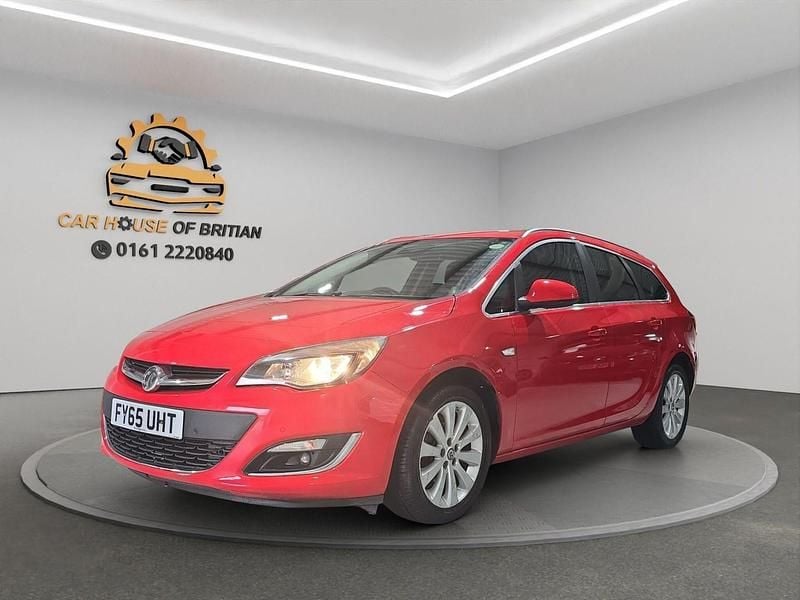 Used Vauxhall Astra Elite 2015 Red Estate