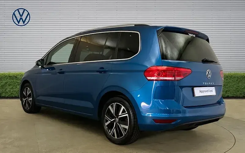 Used VW Touran SEL 150 HP (110 kW) 2025 MPV