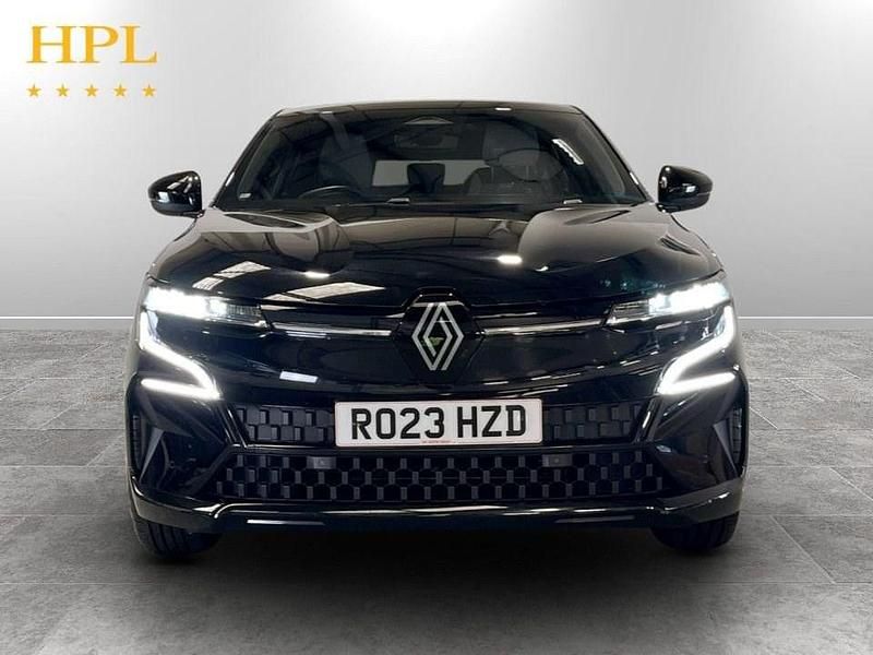 Used Renault Megane E-Tech Techno 161 kW (220 HP) 2023 Black Hatchback